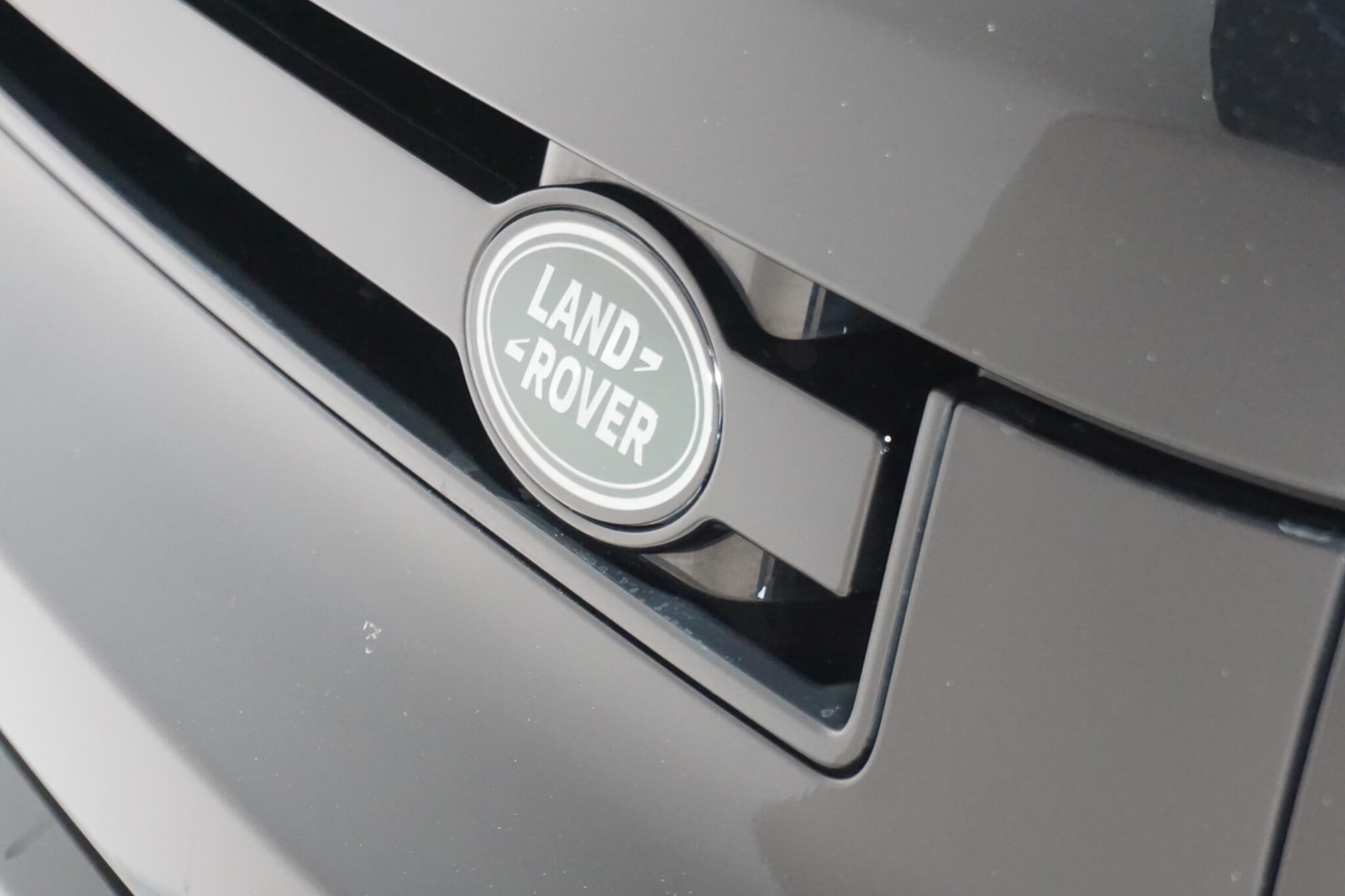 Land Rover Defender 110 3.0 D250 MHEV S Hard Top SUV 5dr Diesel Auto 4WD MWB Euro 6 (s/s) (250 ps)